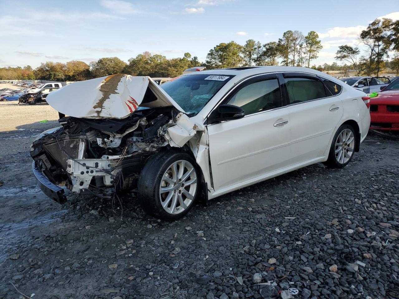 2013 TOYOTA AVALON