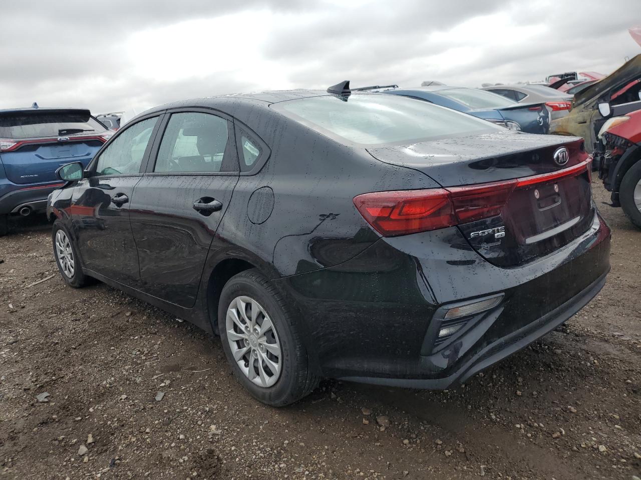 2021 Kia Forte - Image 2