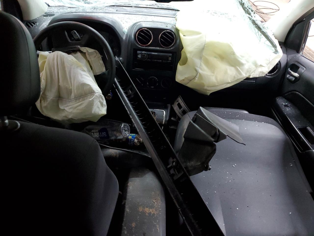 2009 Jeep Compass - Image 8