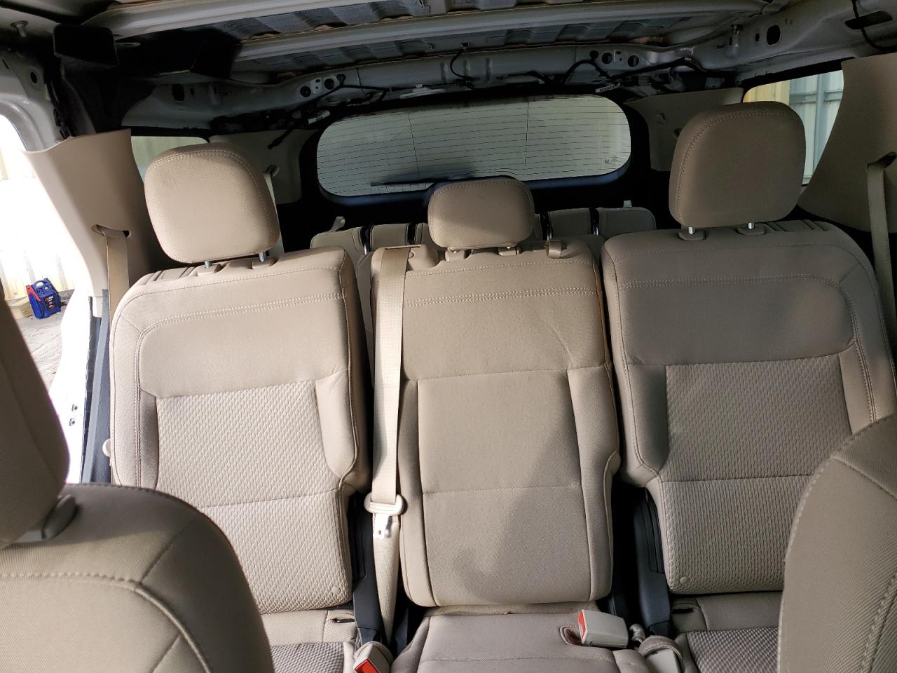 2023 Ford Explorer - Image 10