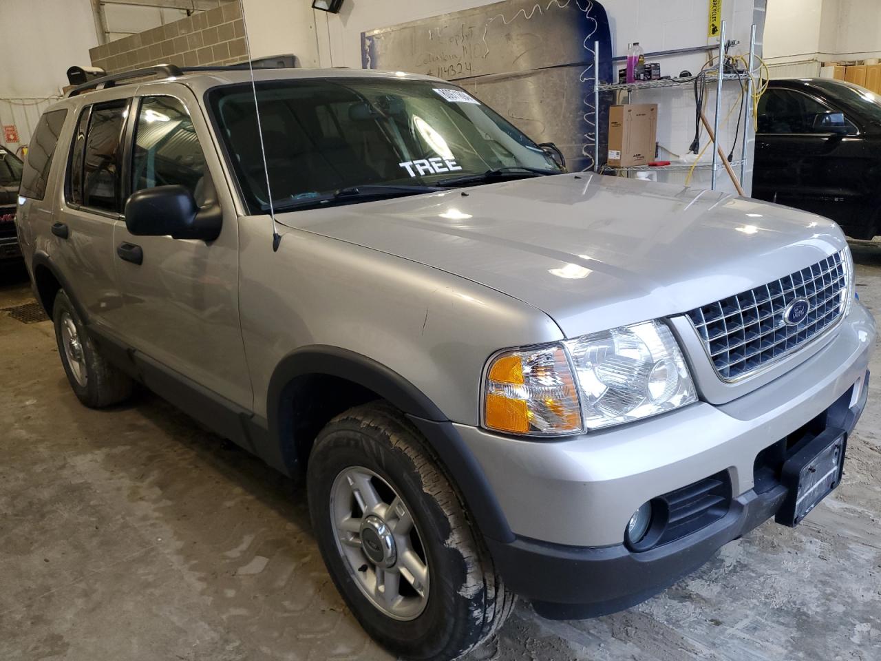 2003 Ford Explorer - Image 4