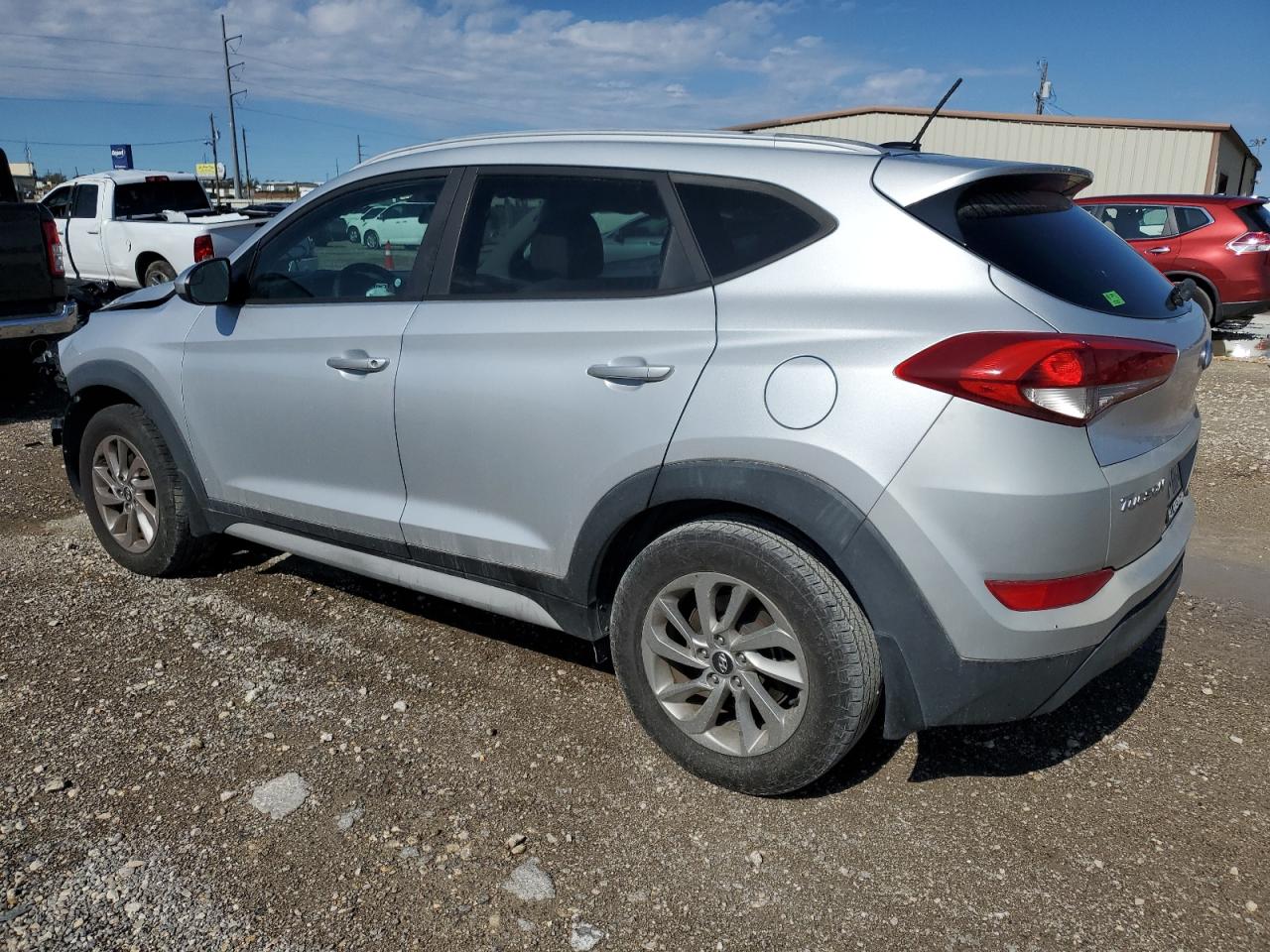 2017 Hyundai Tucson - Image 2