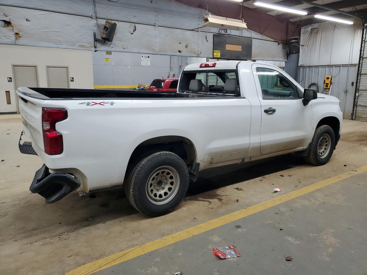 2021 Chevrolet Silverado - Image 3