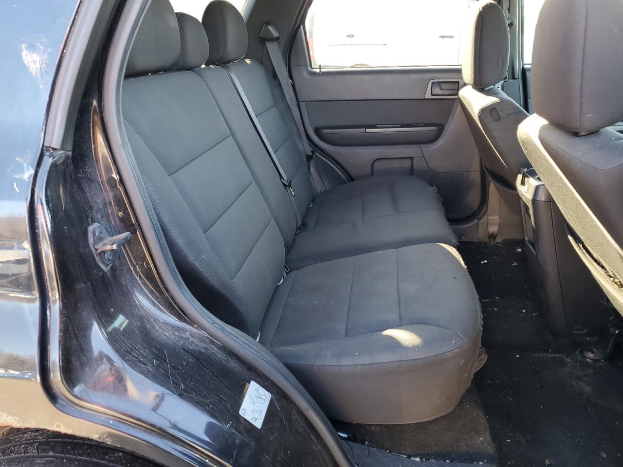 2012 Ford Escape - Image 11