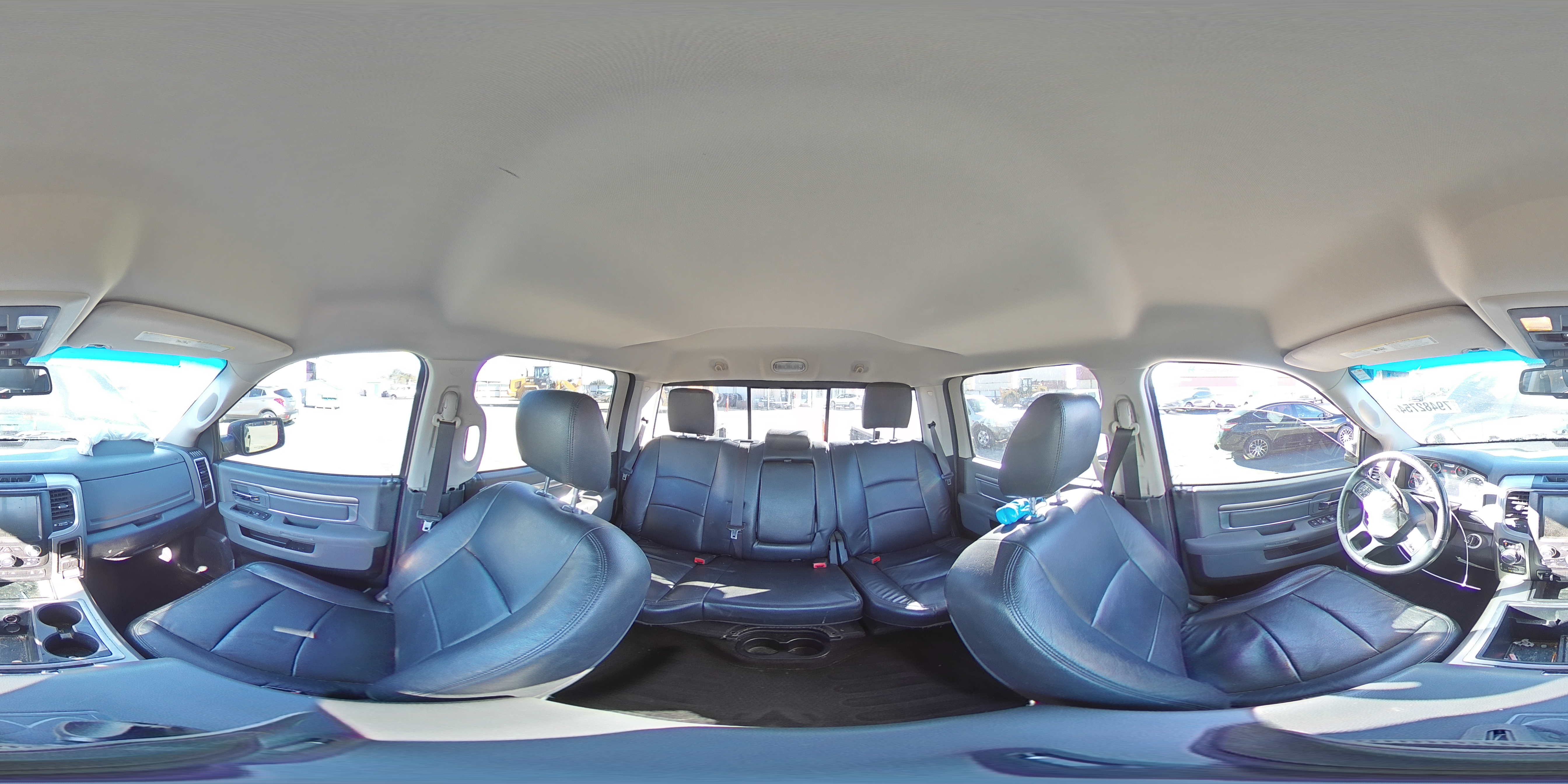 2014 RAM 1500 - Image 12