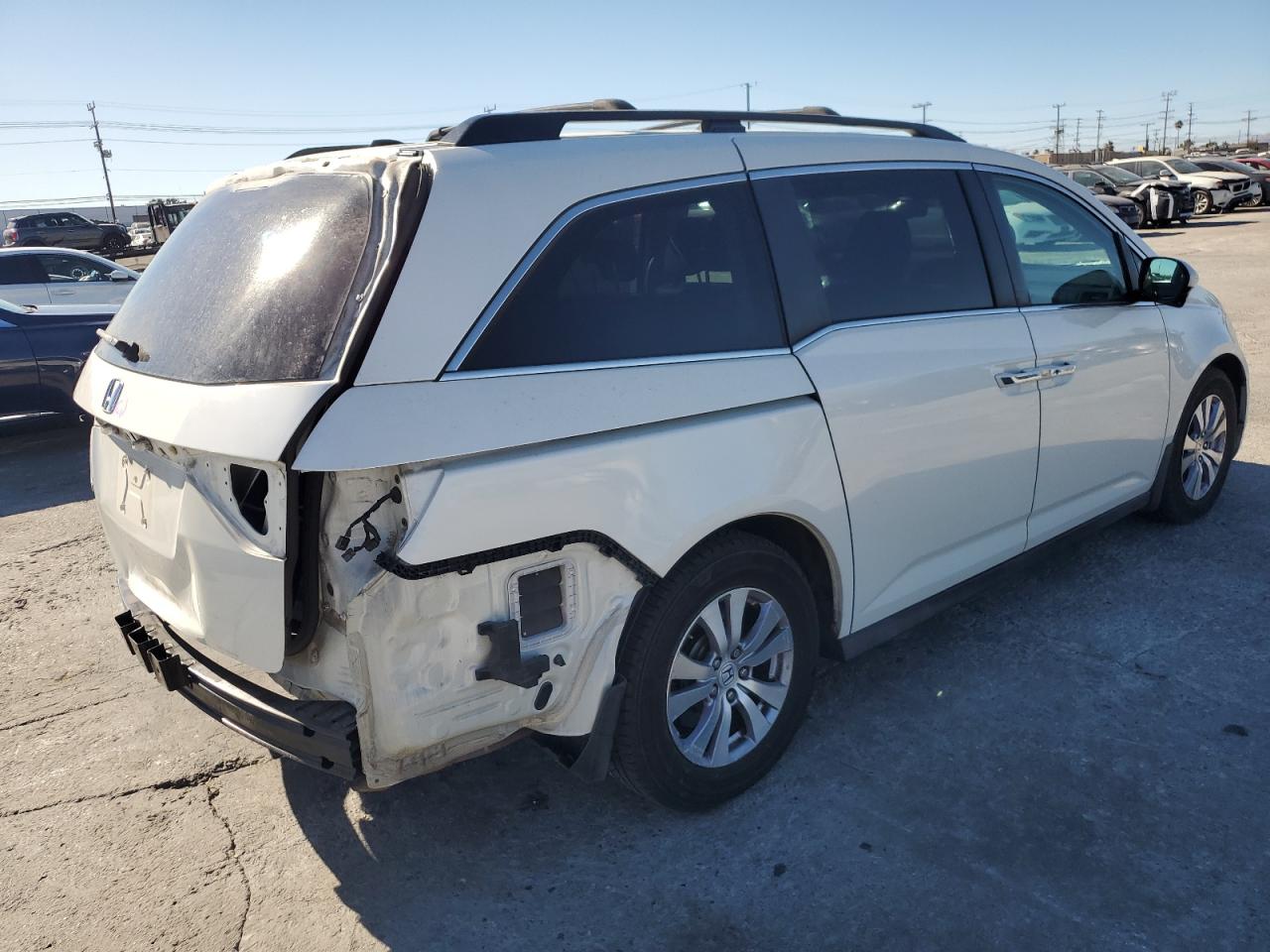 2015 Honda Odyssey - Image 3