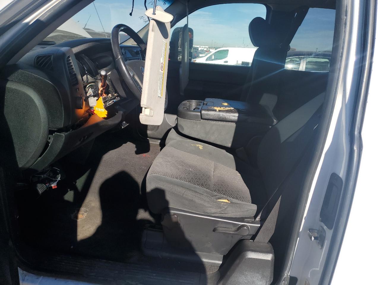 2007 GMC Sierra - Image 7