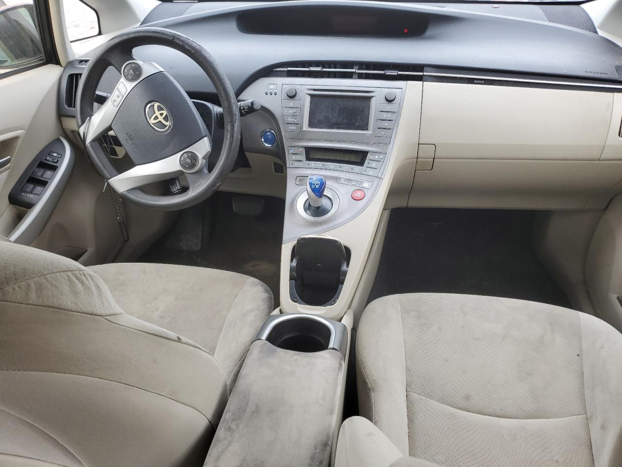 2012 Toyota Prius - Image 8