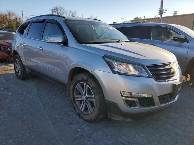 Parquets CHEVROLET TRAVERSE 2017 Srebrny
