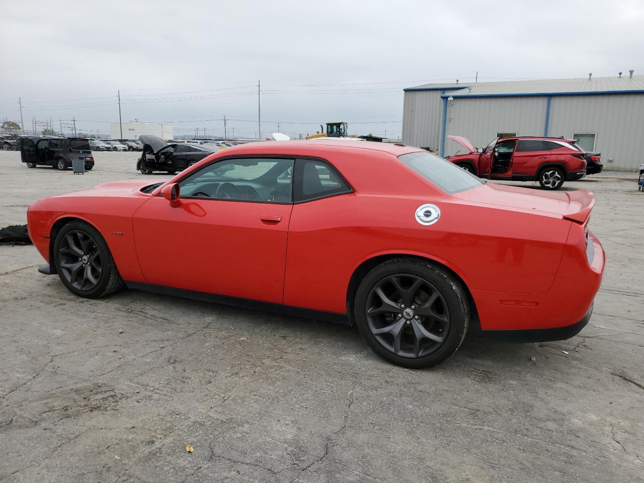 VIN 2C3CDZBT8KH573910 2019 DODGE CHALLENGER no.2