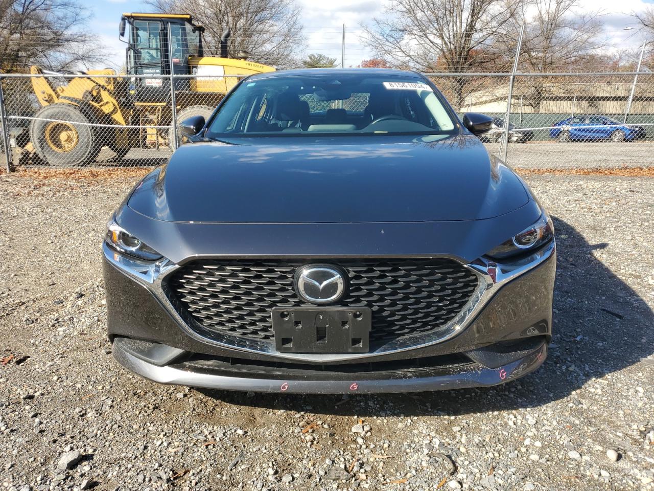 2022 Mazda 3 - Image 5