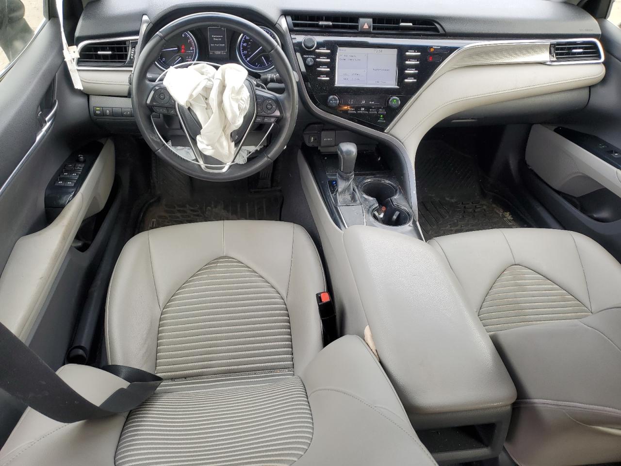 2018 Toyota Camry - Image 8