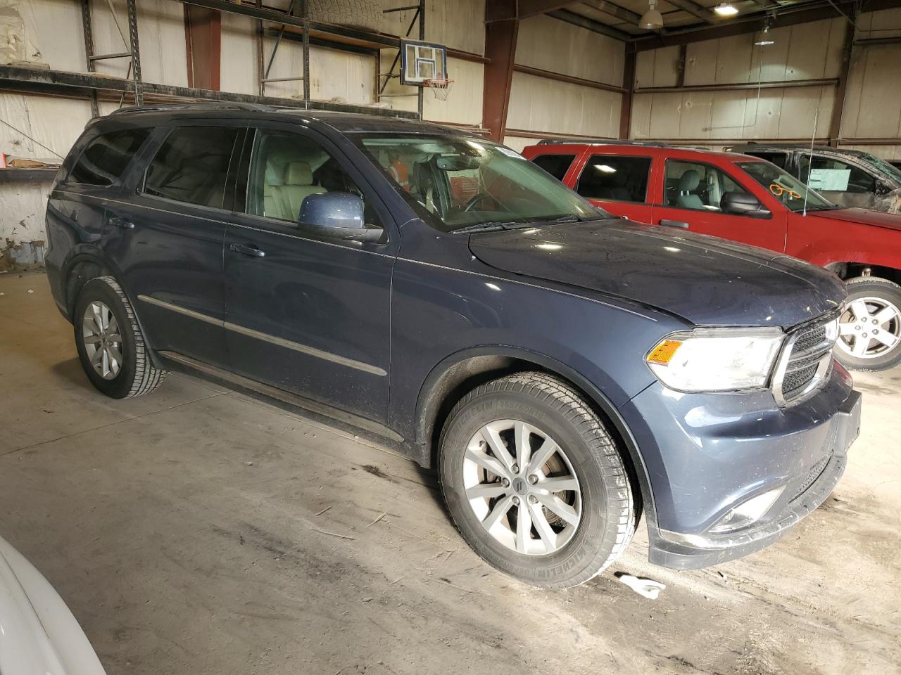 VIN 1C4RDJAG5KC768328 2019 DODGE DURANGO no.4