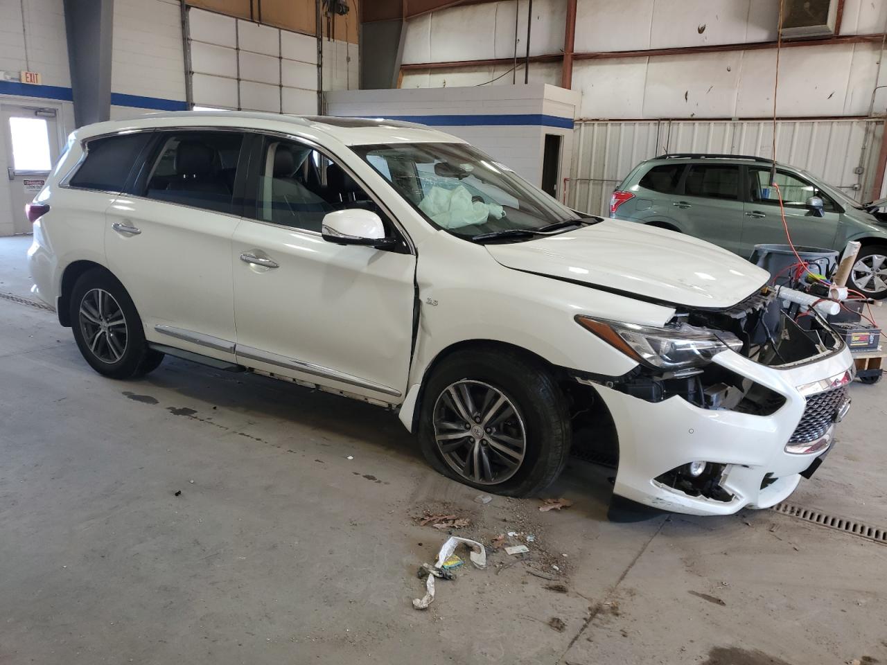 2017 Infiniti QX60 - Image 4