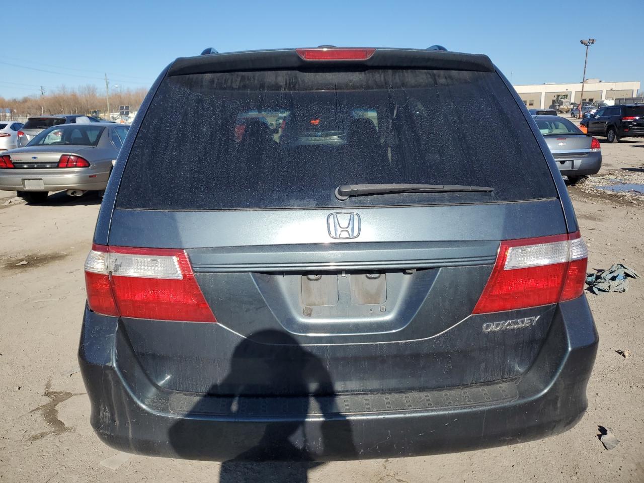 2005 Honda Odyssey - Image 10