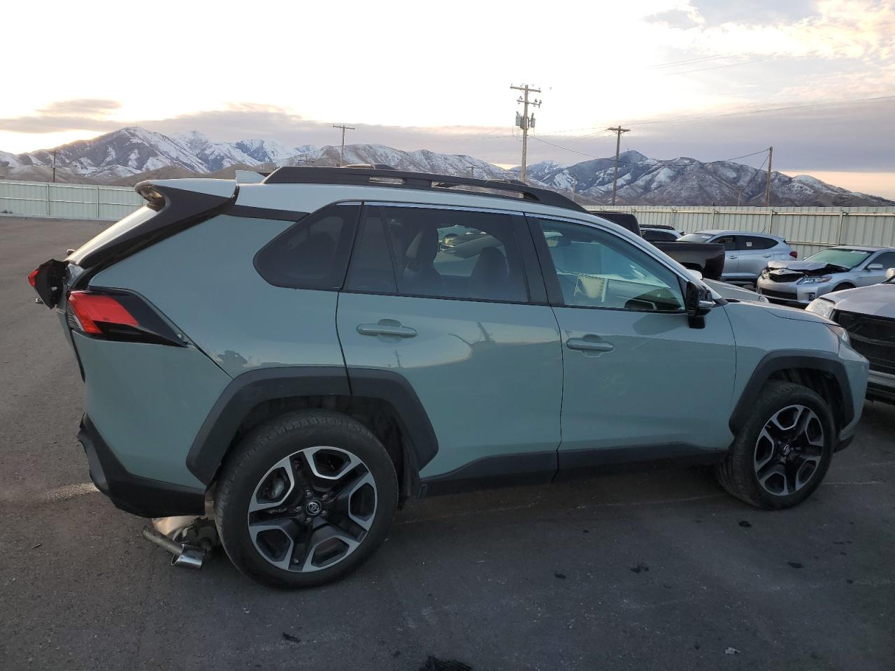 2019 Toyota RAV 4 - Image 3