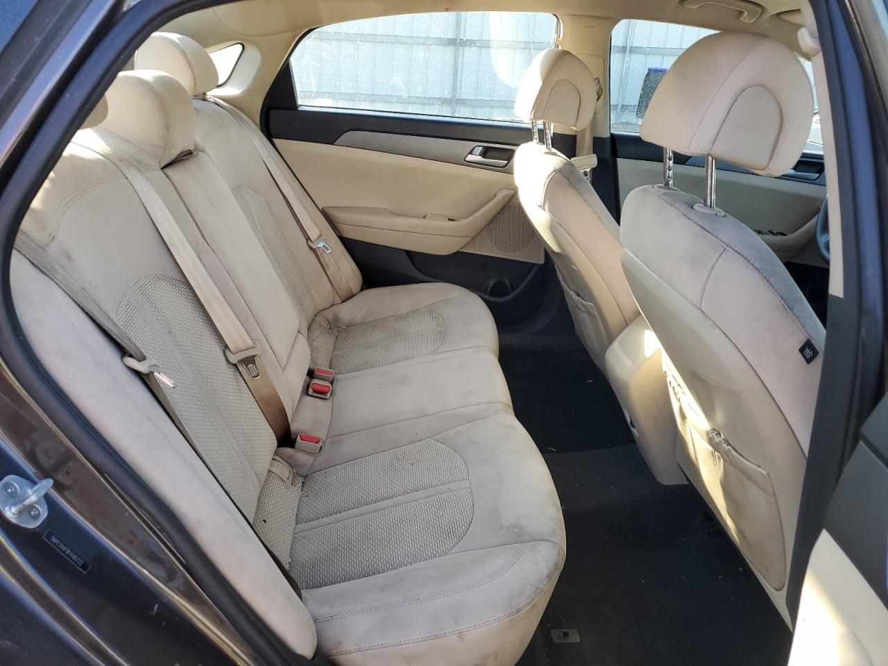 2015 Hyundai Sonata - Image 10