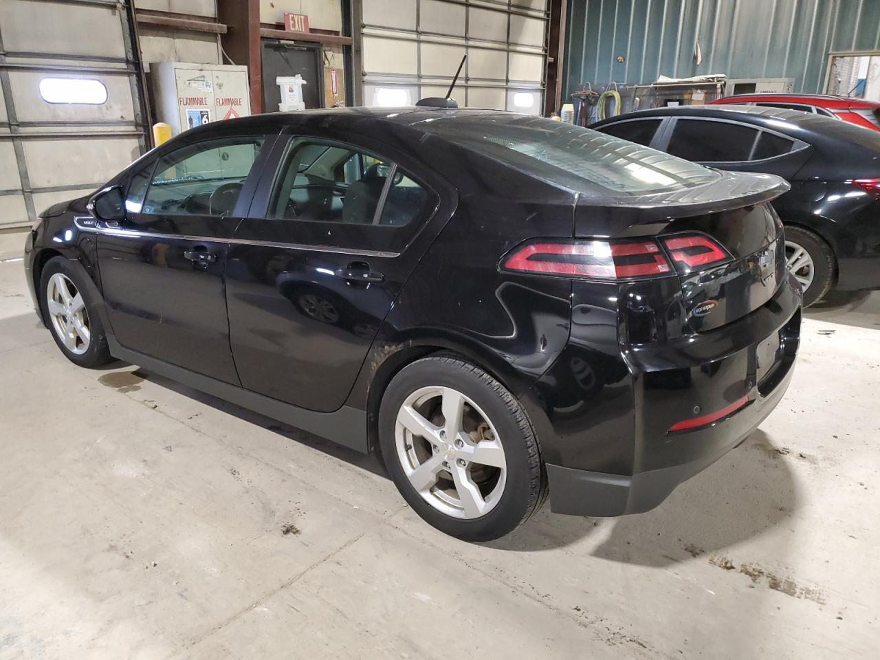 2015 Chevrolet Volt - Image 2