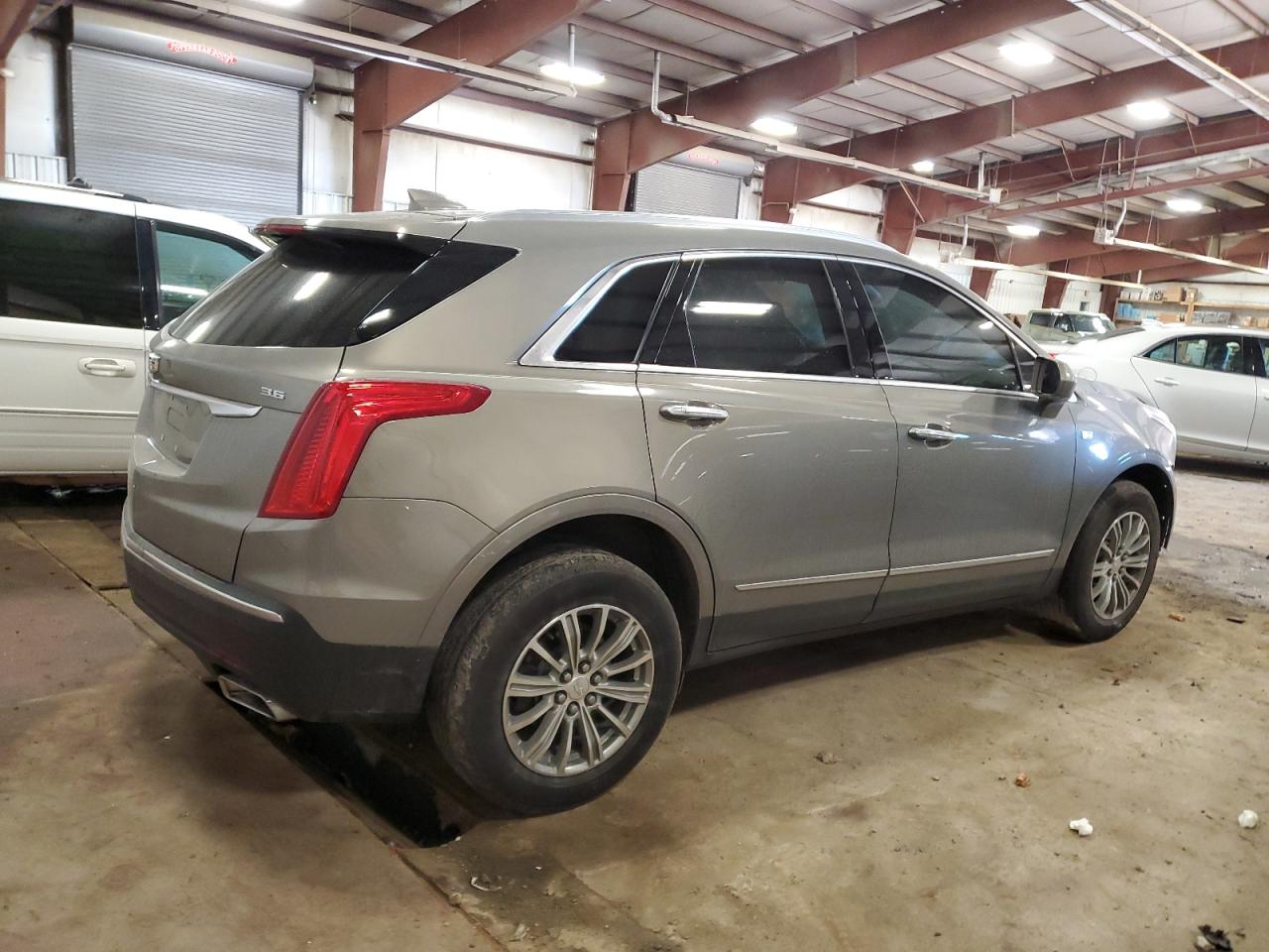 2019 Cadillac XT5 - Image 3