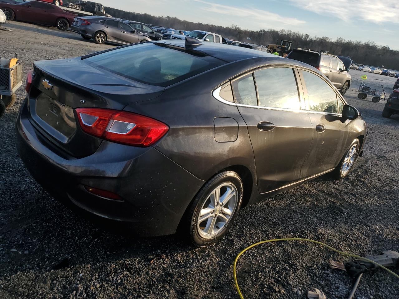 2016 Chevrolet Cruze - Image 3