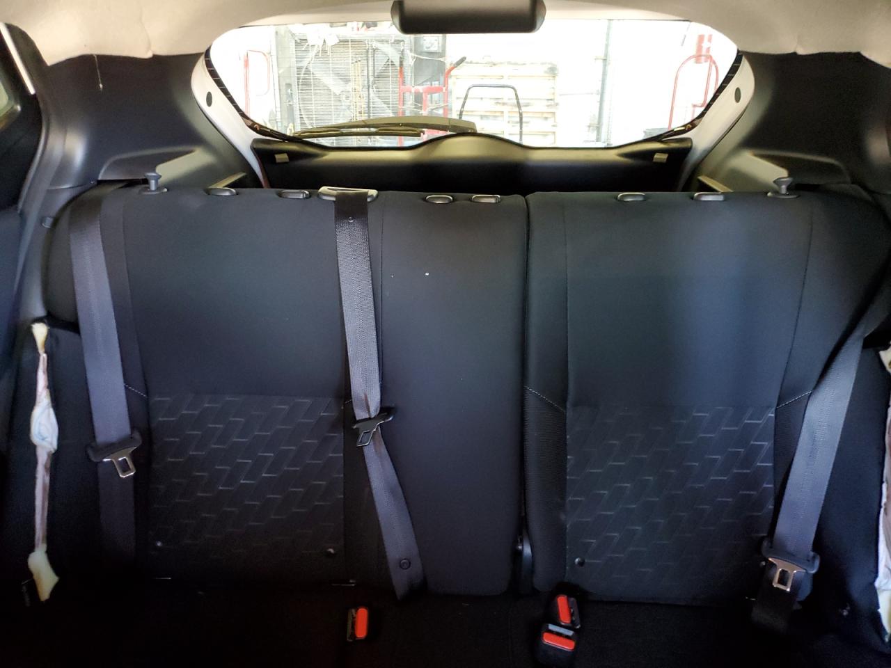 2024 Nissan Kicks - Image 10