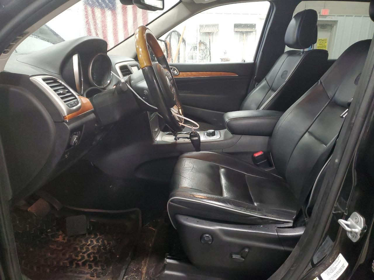 2013 Jeep Grand Cherokee - Image 7