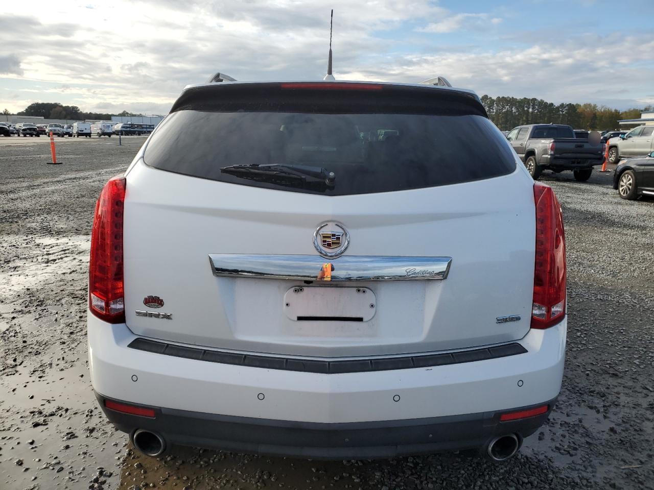2014 Cadillac SRX - Image 6