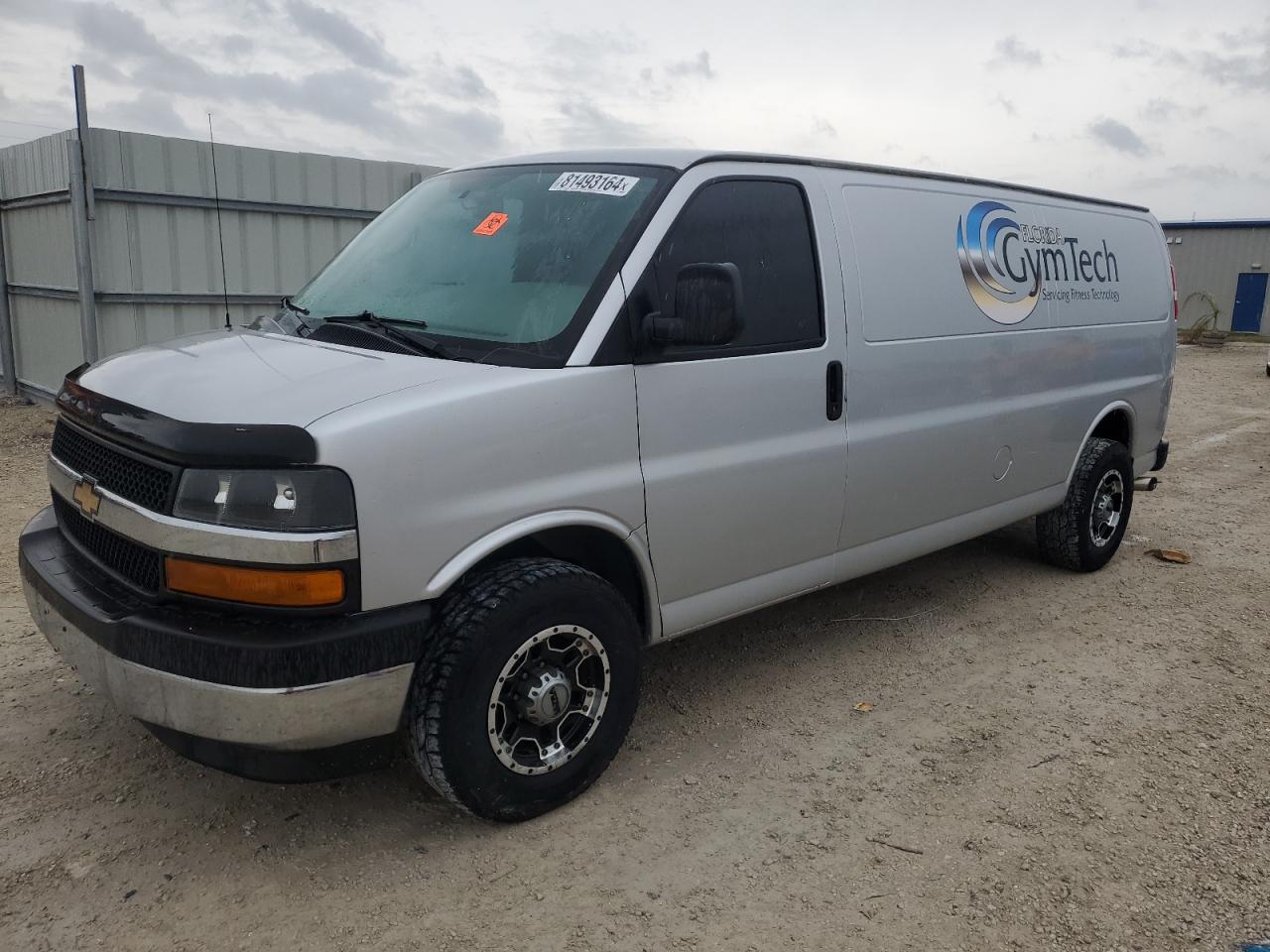 2017 Chevrolet Express - Image 1