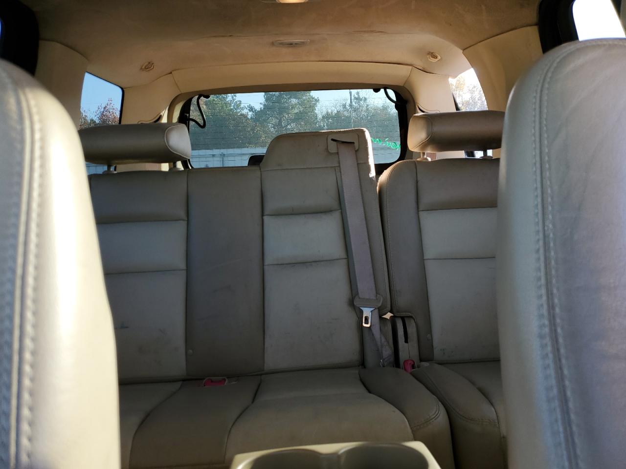 2010 Ford Explorer - Image 10