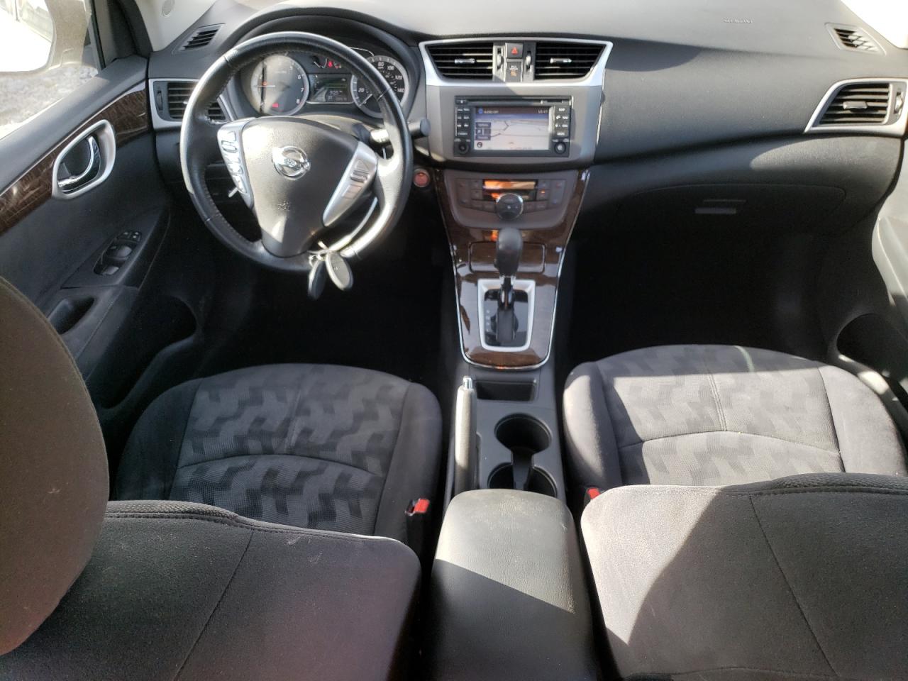 2013 Nissan Sentra - Image 8