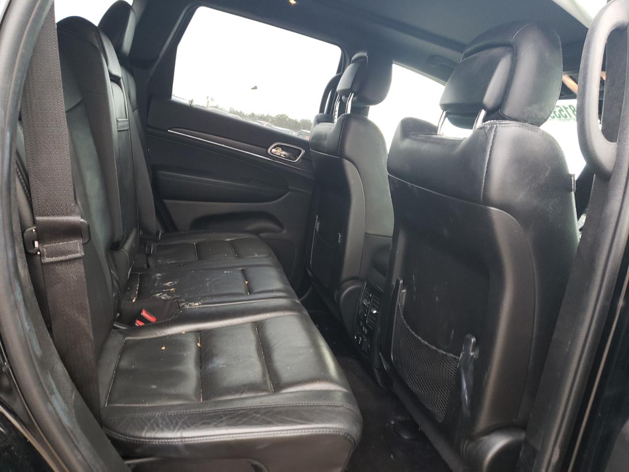 2018 Jeep Grand Cherokee - Image 11