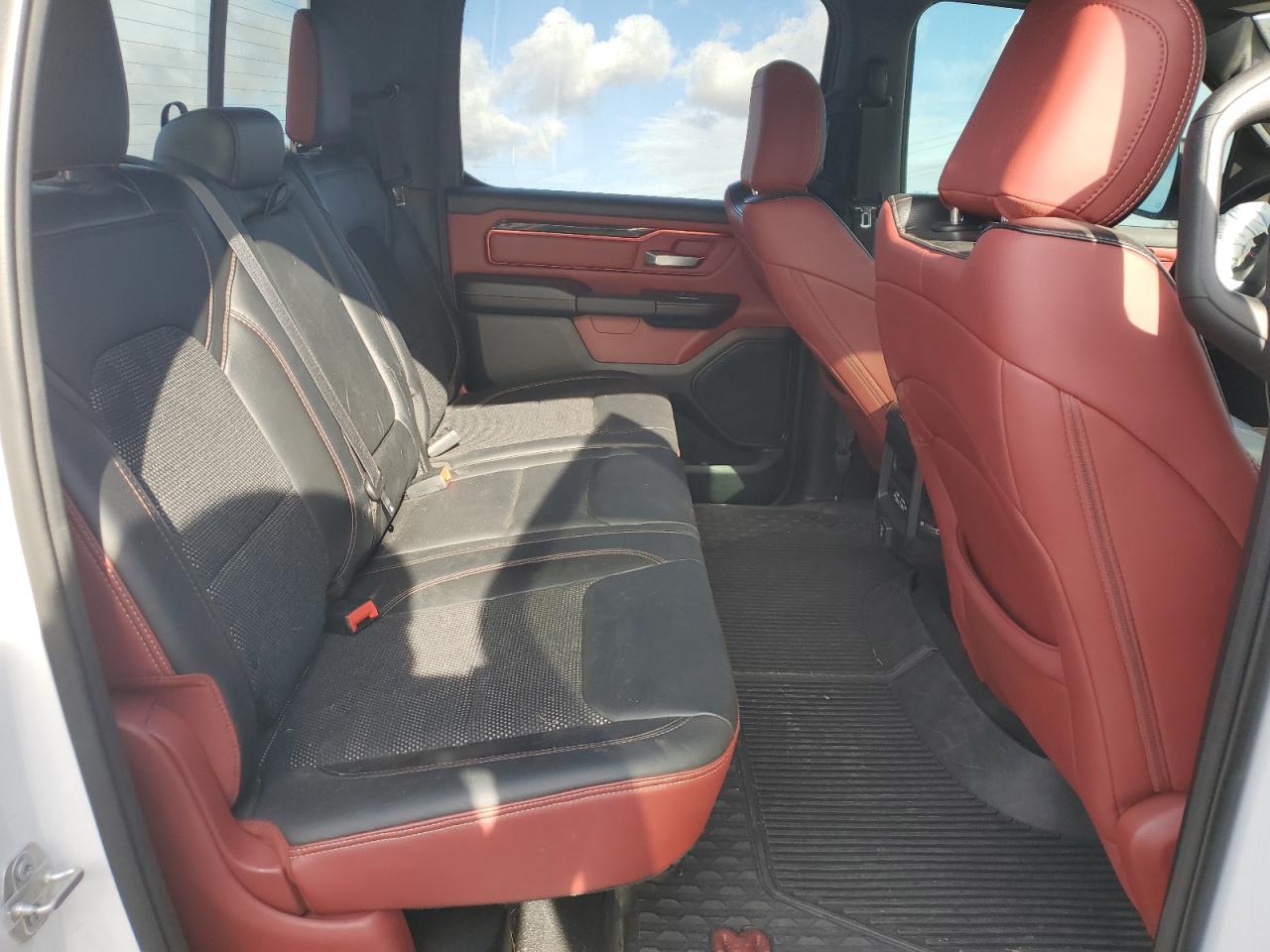 2019 RAM 1500 - Image 10