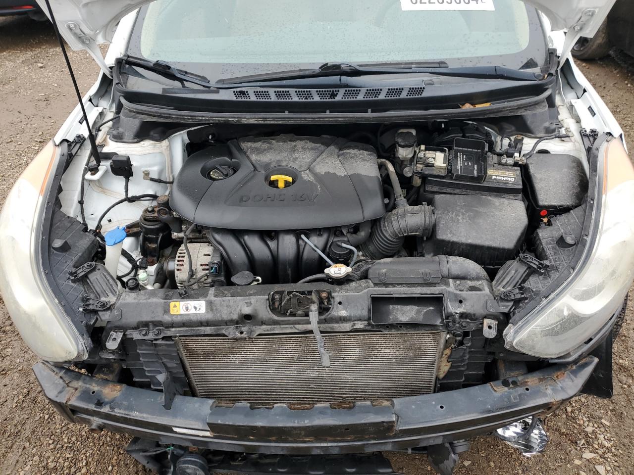 2013 Hyundai Elantra - Image 11