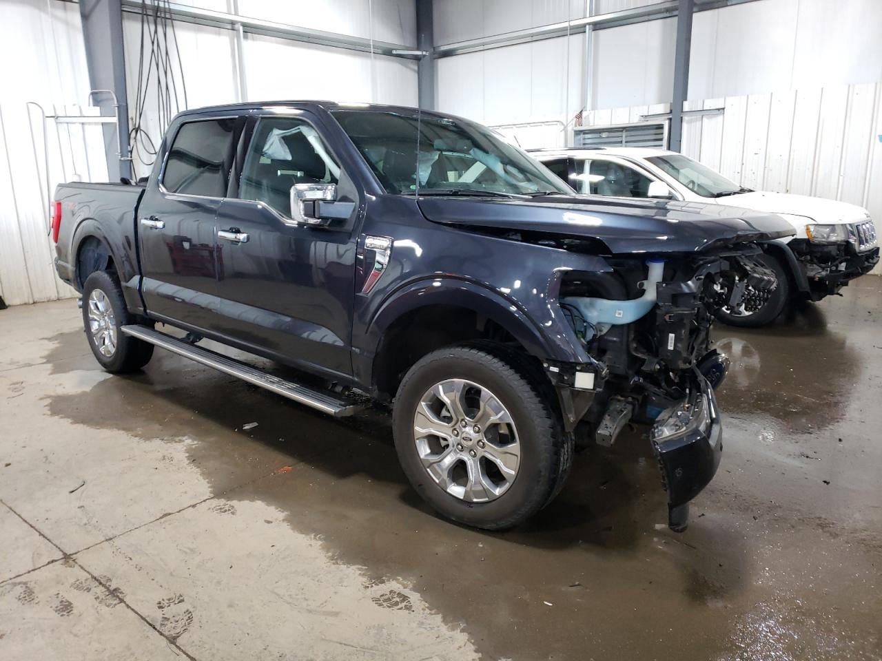 2022 Ford F-150 - Image 4