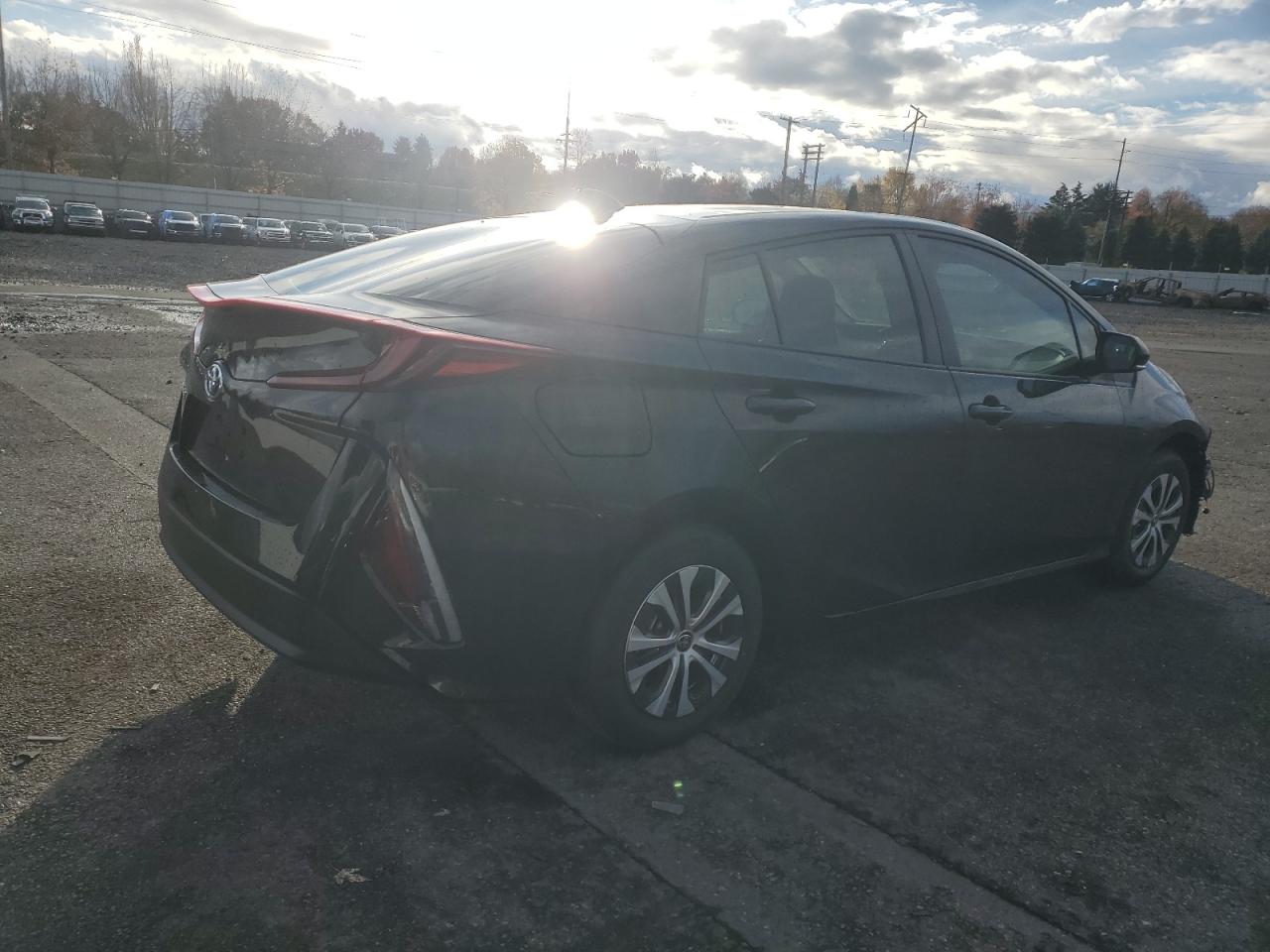 2022 Toyota Prius - Image 3