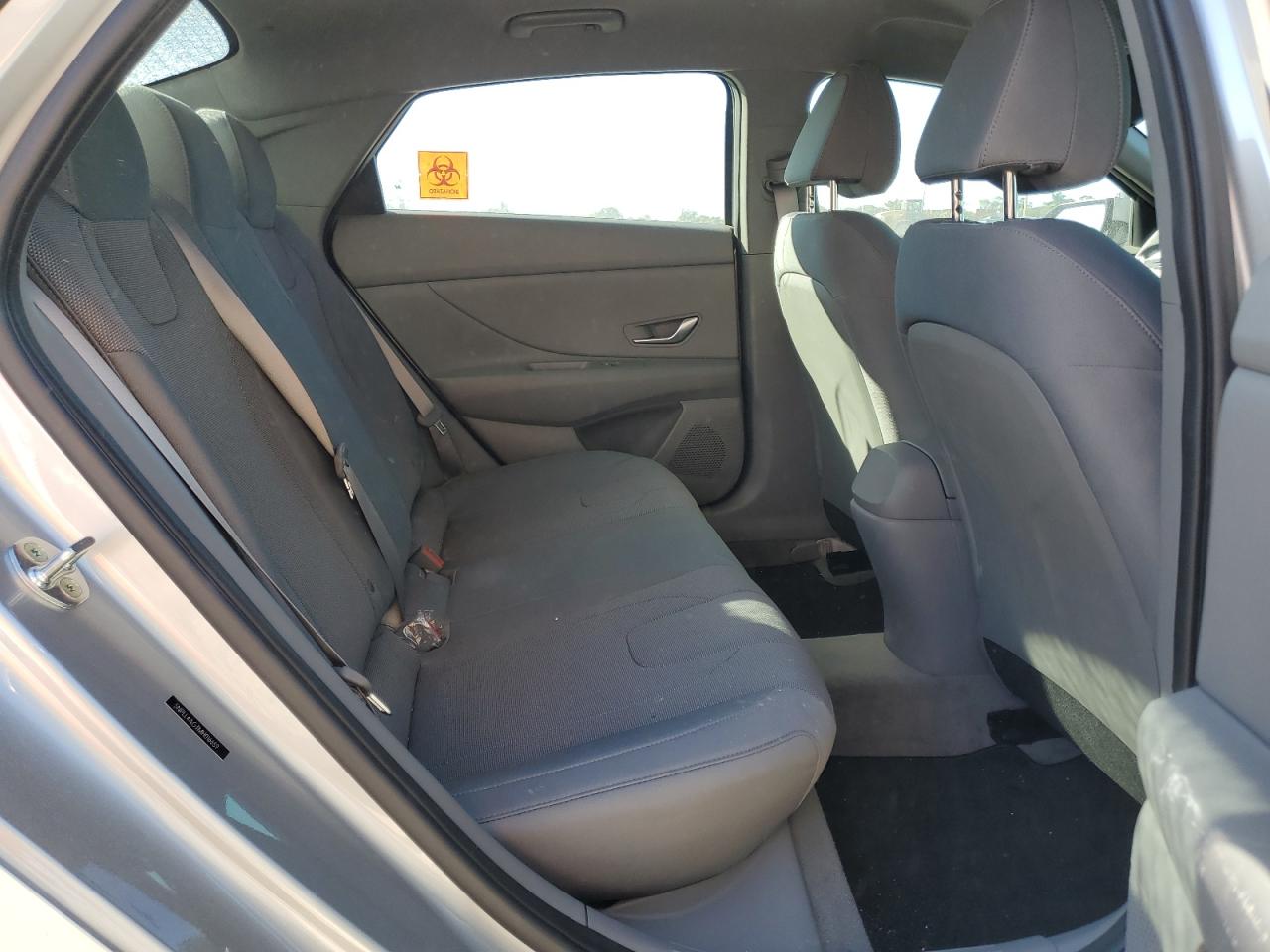 2021 Hyundai Elantra - Image 10