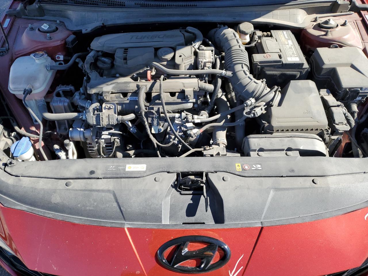 2021 Hyundai Elantra - Image 11