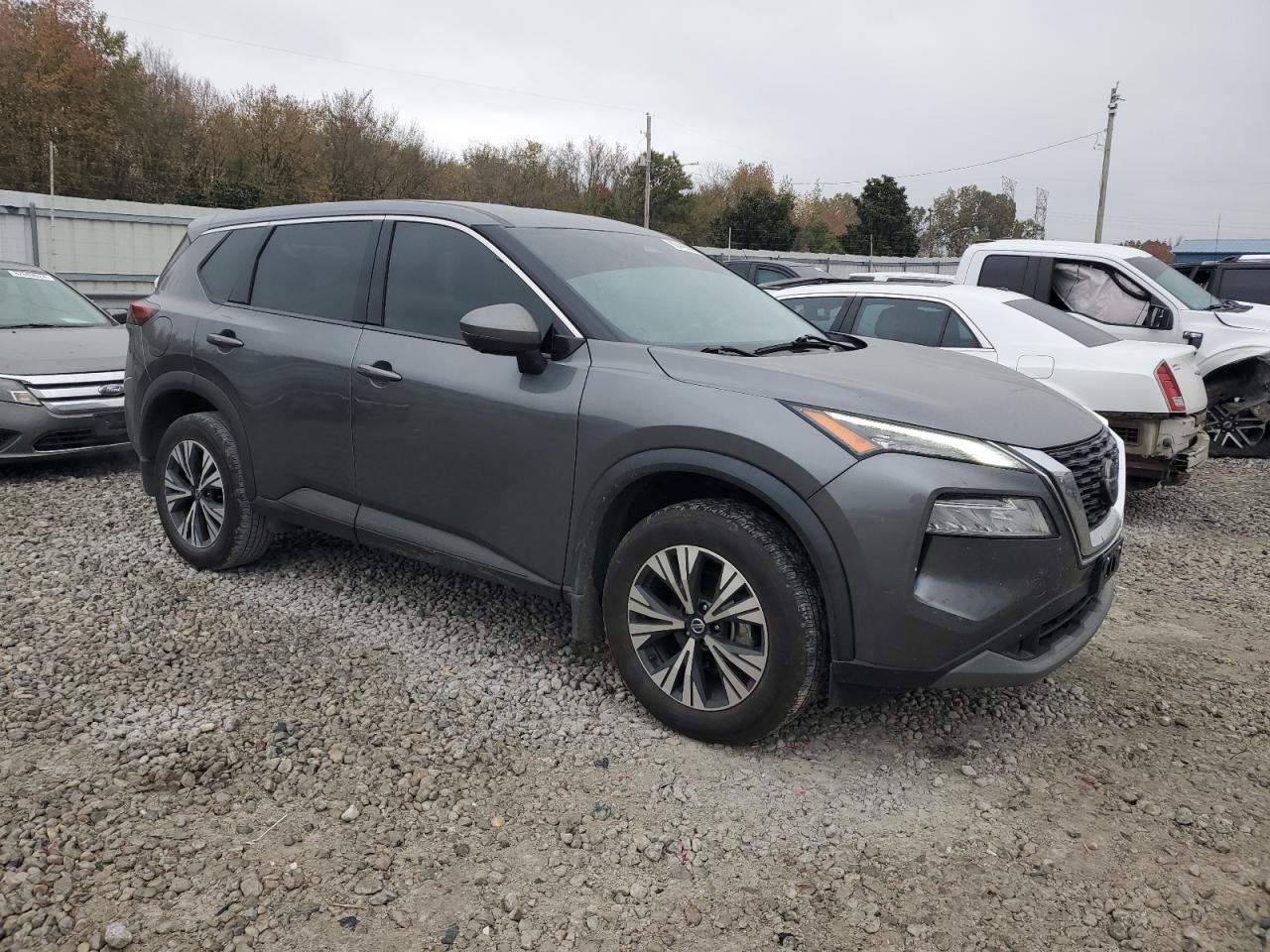 2021 Nissan Rogue - Image 4