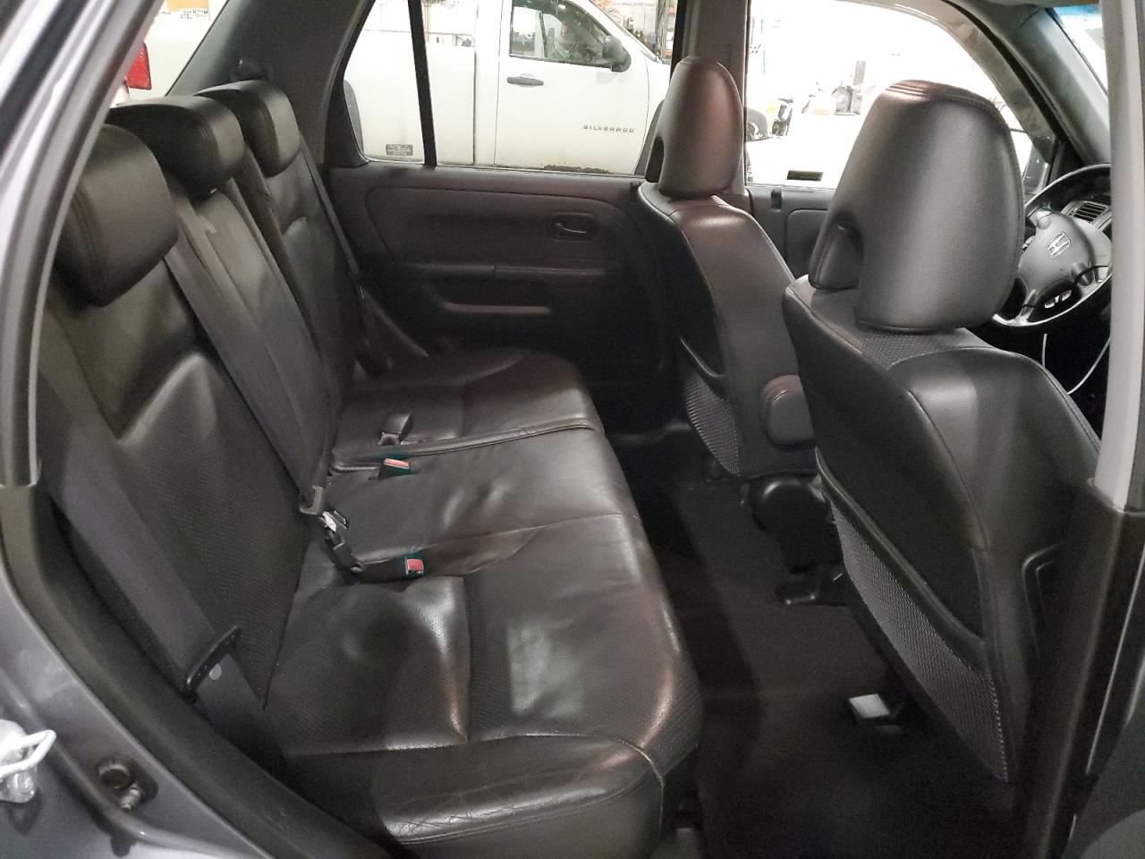 2005 Honda CR-V - Image 12