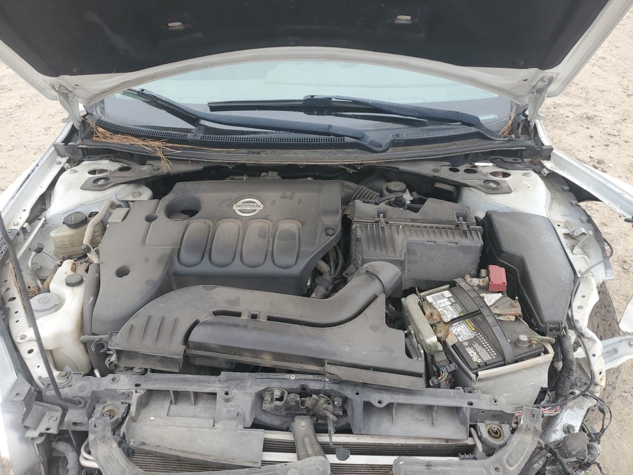 2011 Nissan Altima - Image 13