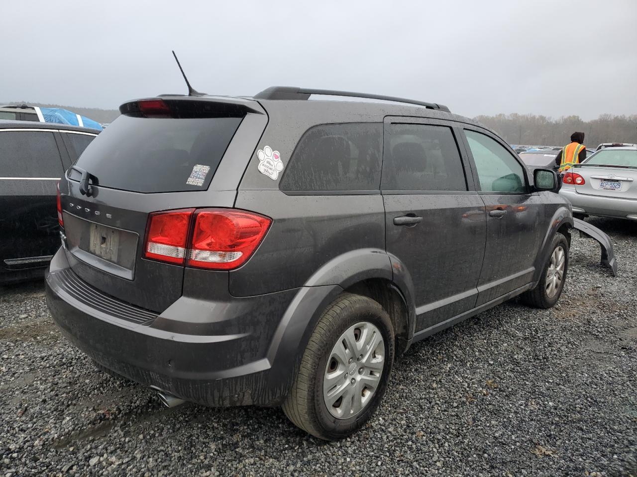 2017 Dodge Journey - Image 3