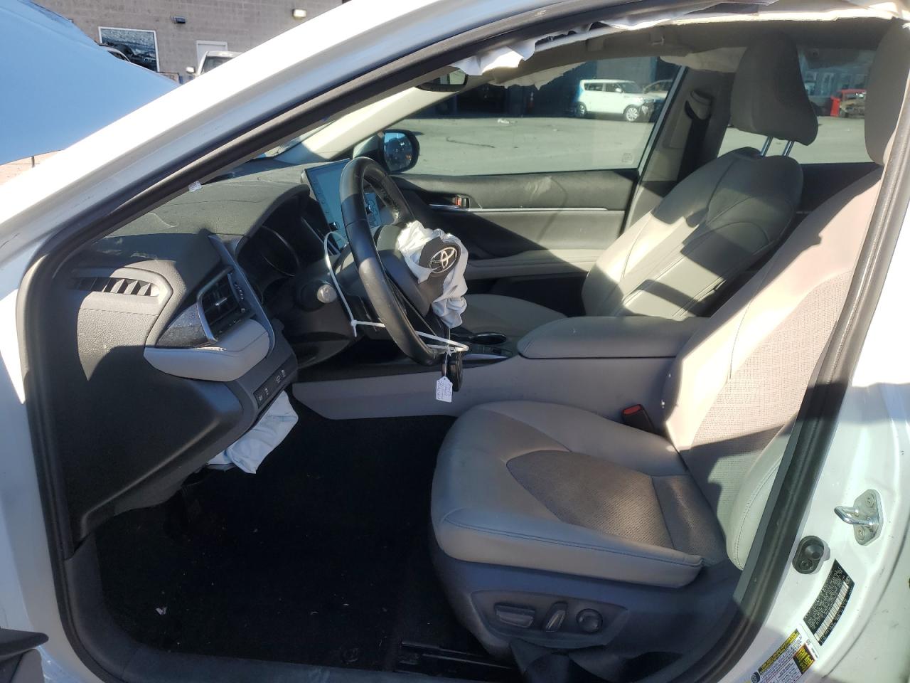 2021 Toyota Camry - Image 7