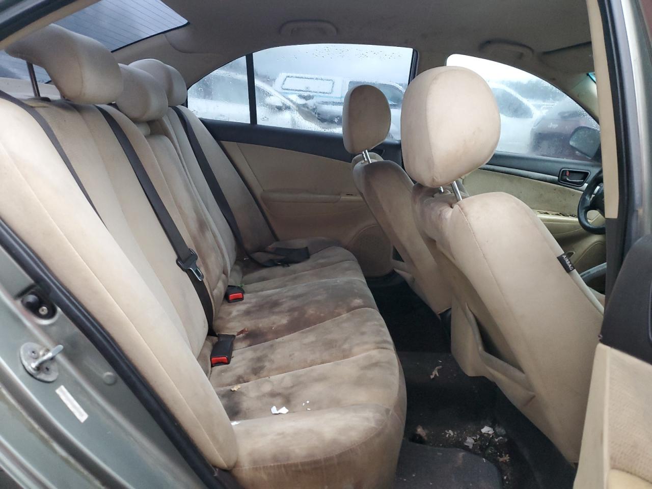 2010 Hyundai Sonata - Image 10