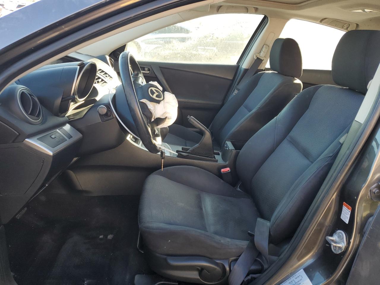 2010 Mazda 3 - Image 7