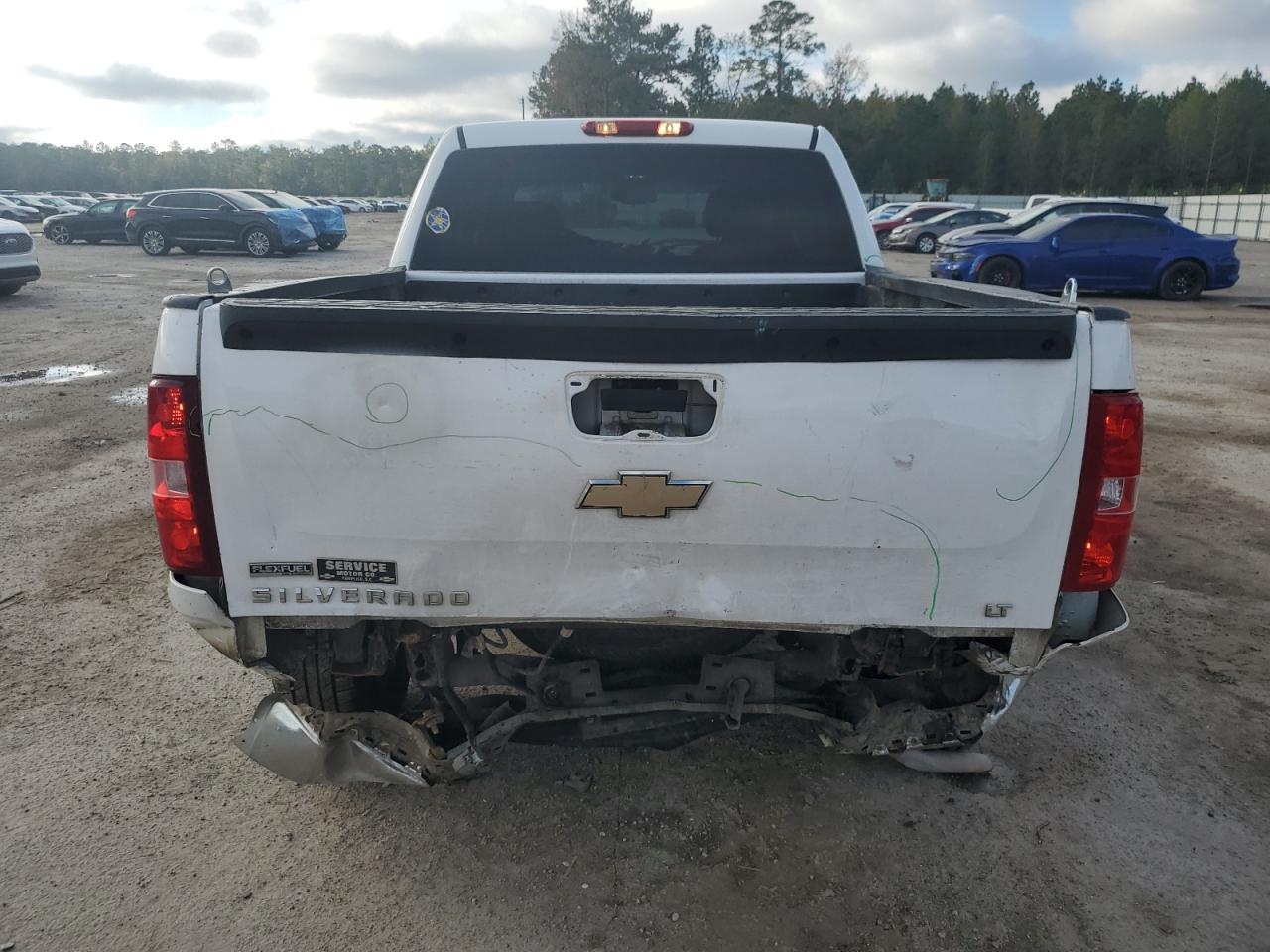 2009 Chevrolet Silverado - Image 6