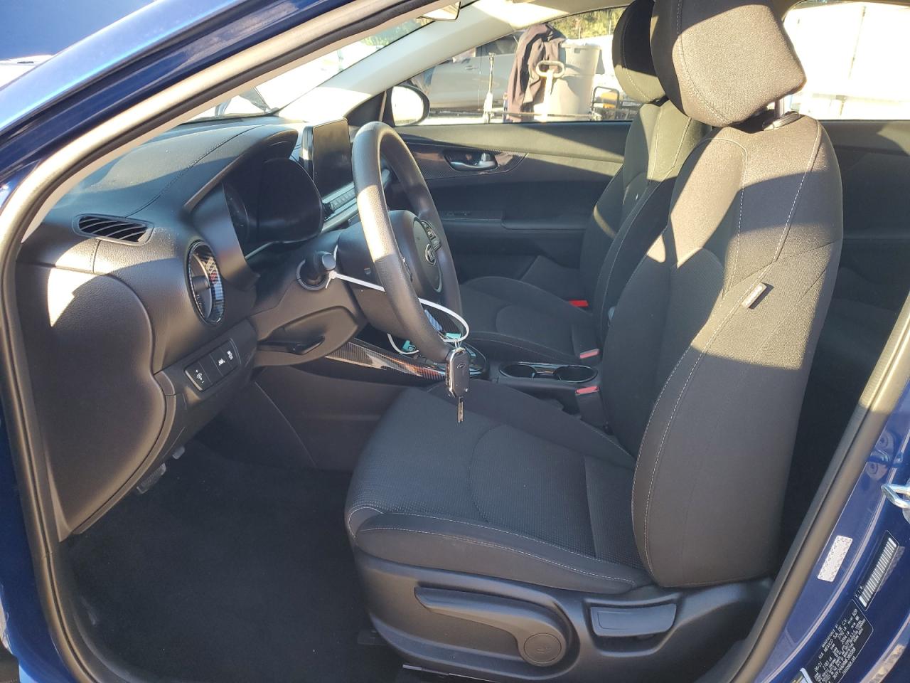 2021 Kia Forte - Image 7