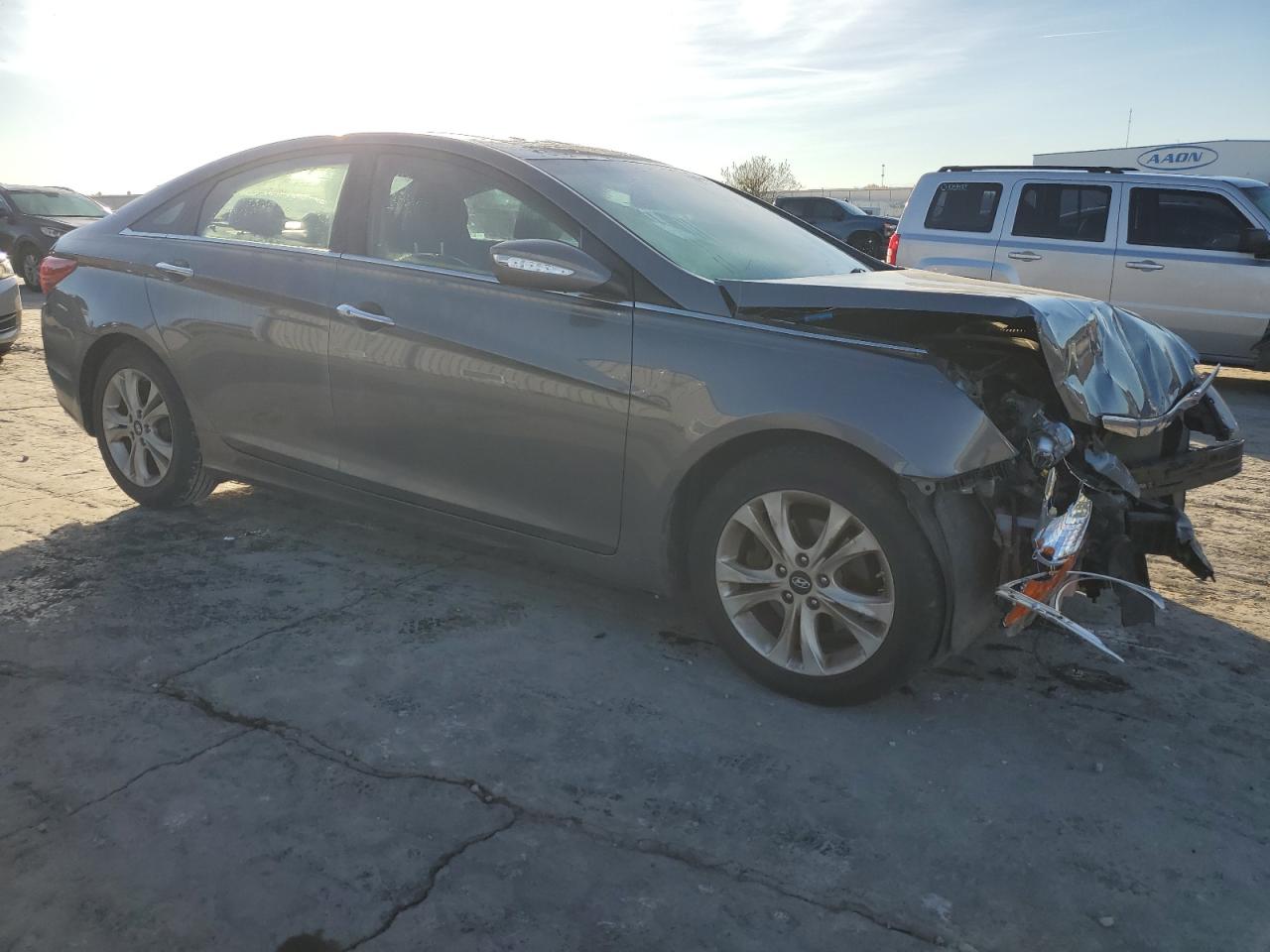 2011 Hyundai Sonata - Image 4