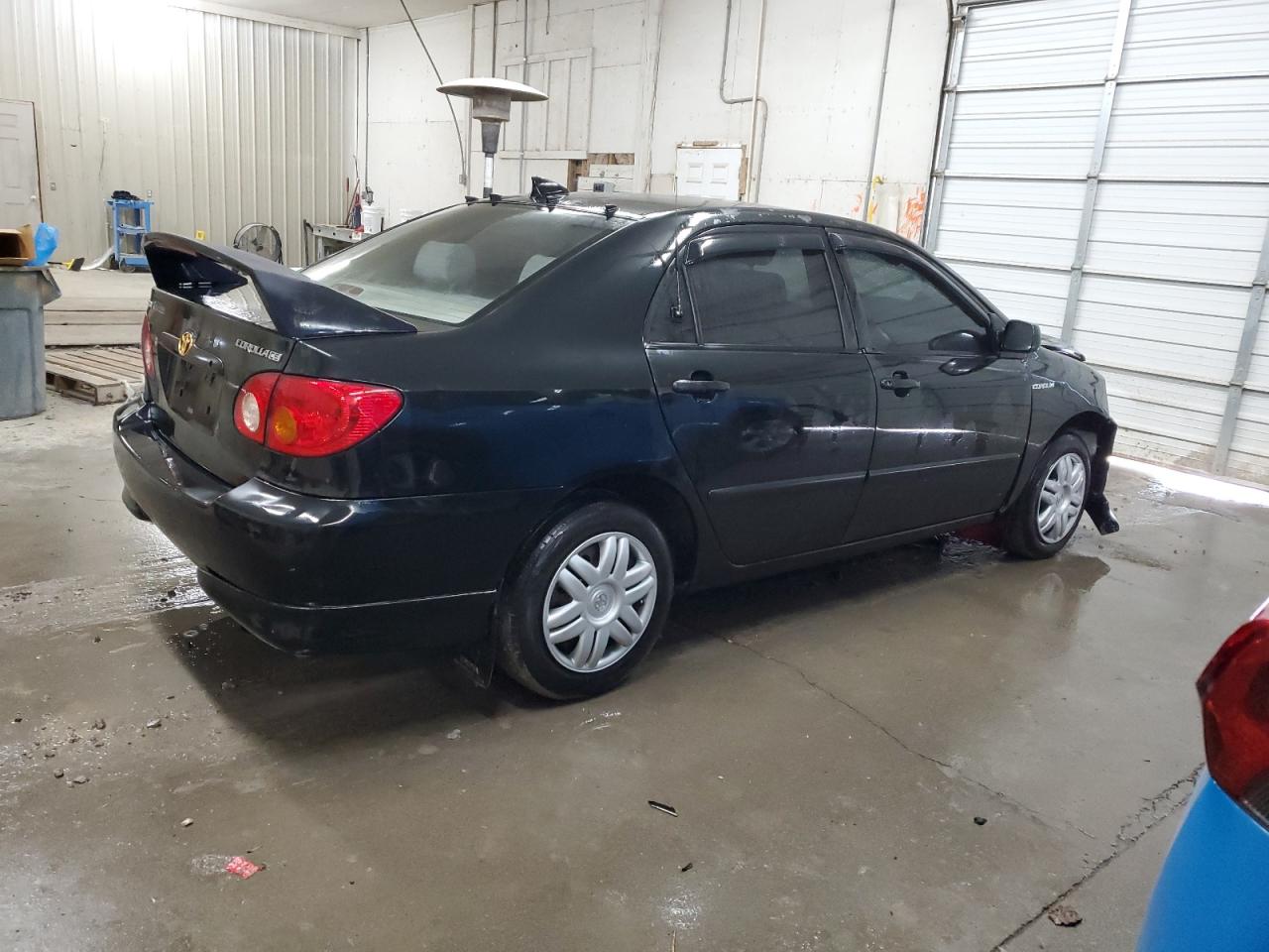 2004 Toyota Corolla - Image 3
