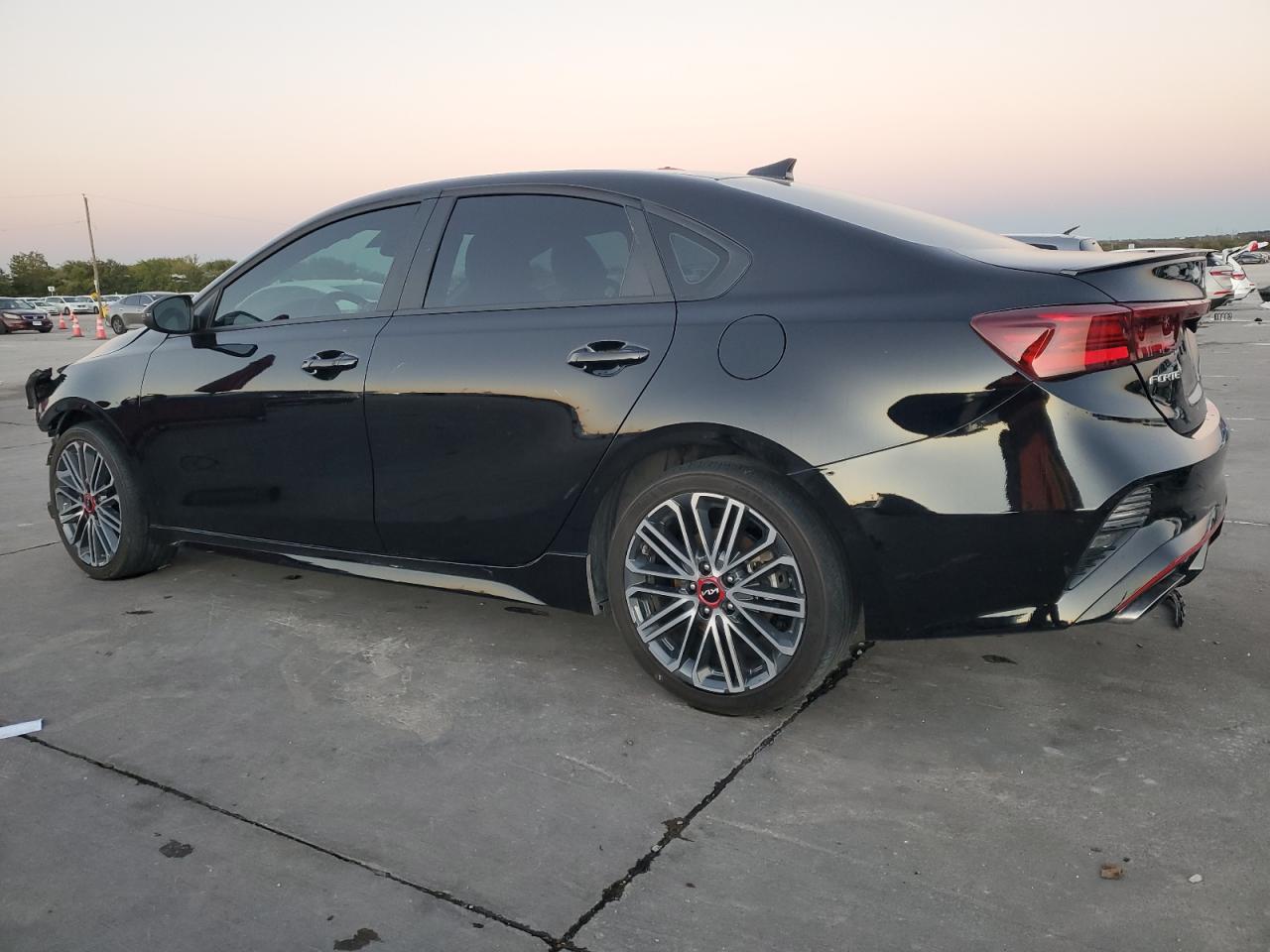 2022 Kia Forte - Image 2