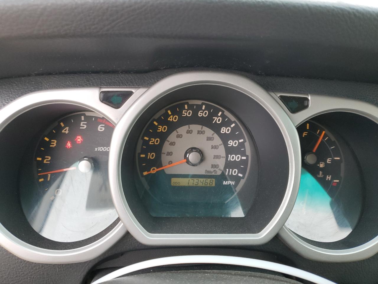 2005 Toyota 4Runner - Image 9